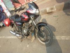 BAJAJ DISCOVER 150